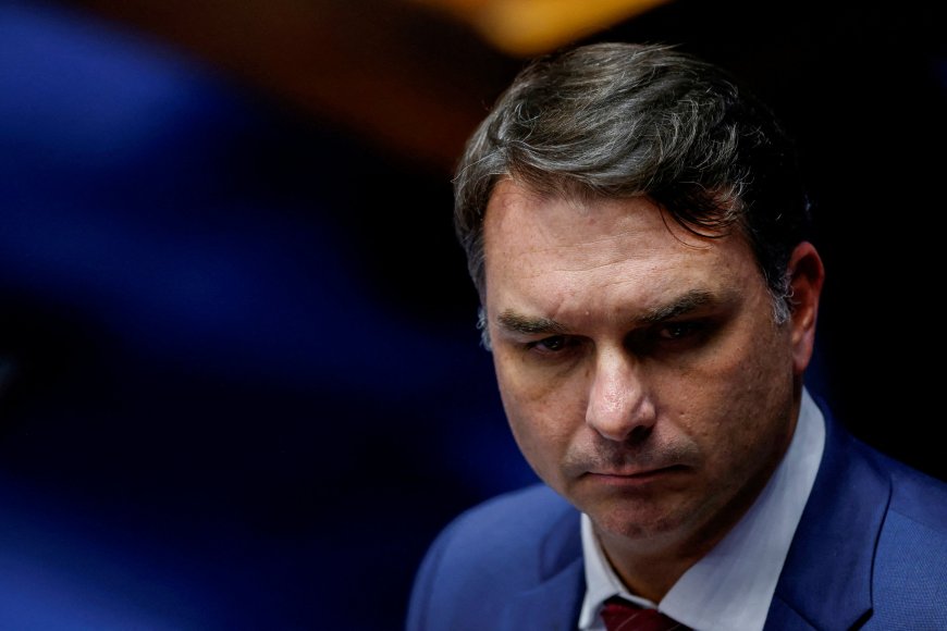 Una grabación confirma que Bolsonaro usó la presidencia para blindar a uno de sus hijos de la justicia