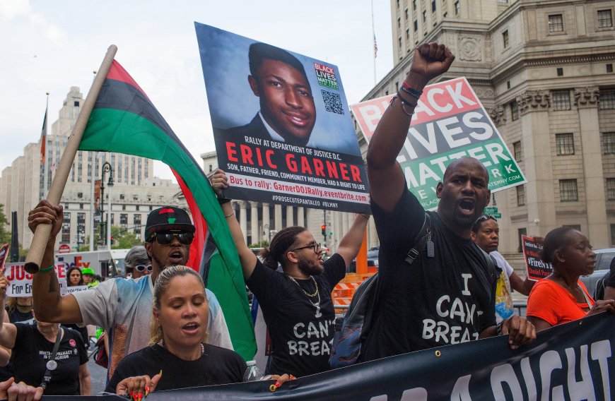 Un respiro para Eric Garner, a diez años de su muerte a manos de un policía de Nueva York