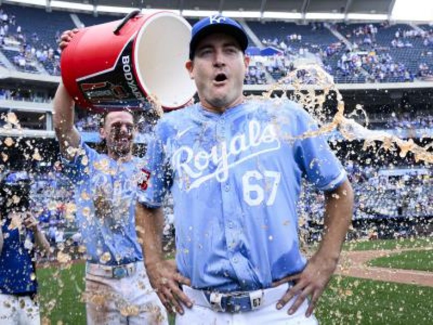 Seth Lugo lanza juego completo y Reales vencen Medias Blancas