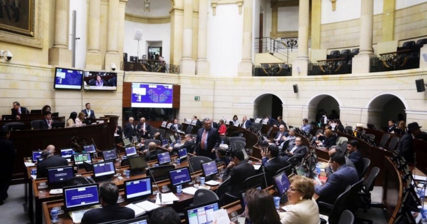 Gobierno y Congreso acuerdan que no habrá 'fast track'  | La FM